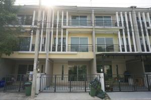 For SaleTownhouseRama 2, Bang Khun Thian : Sell ​​and rent 3-storey townhome, Vista Park Rama 2 Village, Built-in, ready to move in.