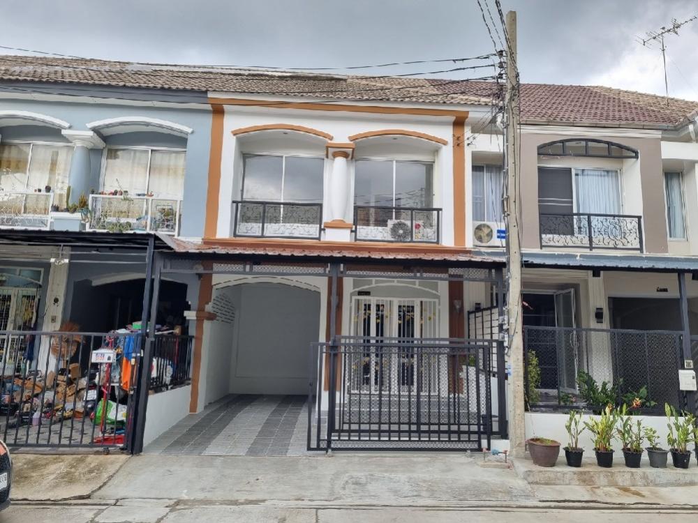 For SaleTownhouseNawamin, Ramindra : 2-storey townhouse for sale, second-hand, newly renovated, Ramintra 109, Makmai Ming Mueang Village Mosque Road Khlong Nueng 3.0853186868​