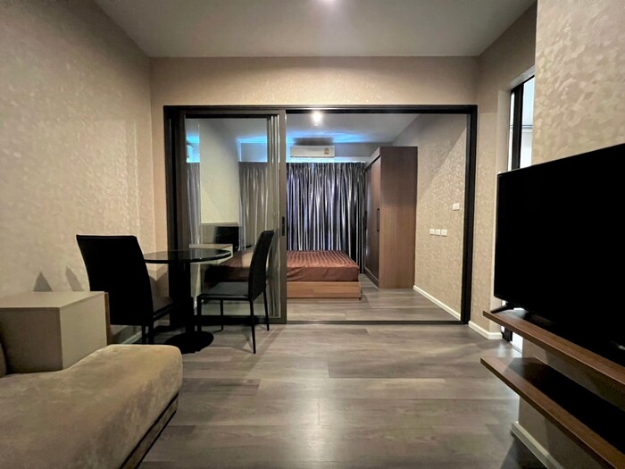 For SaleCondoBang Sue, Wong Sawang, Tao Pun : 💎💎 Selling the room, ready to move in. Very good position!! The Stage Taopoon Interchange, size 26 sq m, 20th floor, south, near the National Assembly / near MRT Tao Poon 💎💎