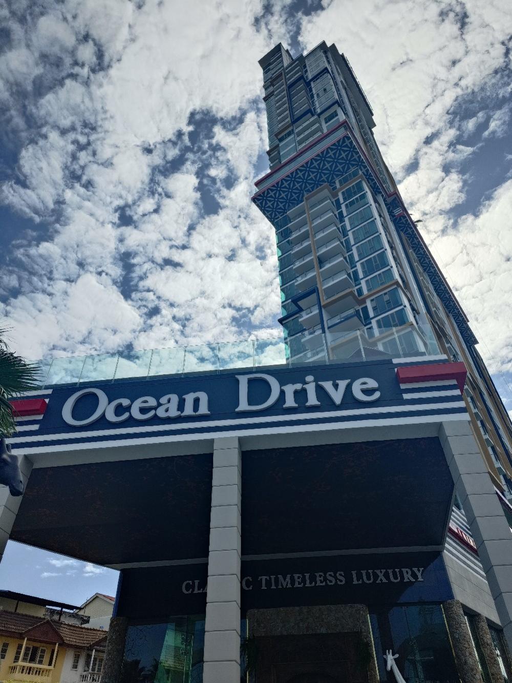 ขายดาวน์คอนโดพัทยา บางแสน ชลบุรี สัตหีบ : ขายด่วน ขายดาวน์ ริเวียร่า โอเชี่ยนไดร์ฟ พัทยาRiviera Ocean driveชั้น24 เจ้าของขายเอง คอนโดพร้อมโอน