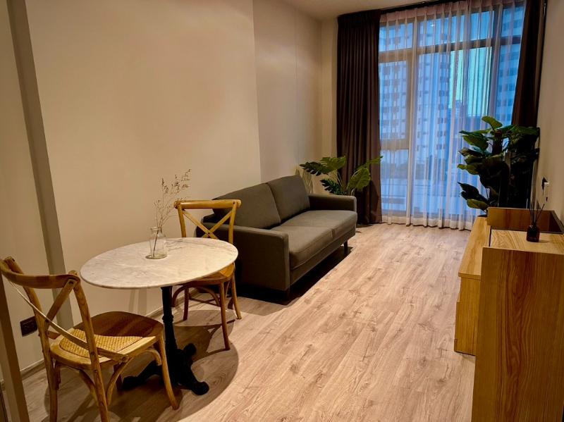 For RentCondoSukhumvit, Asoke, Thonglor : Condo For Rent RHYTHM Ekkamai Estate 1 Bedroom 1 Bathroom 35 sqm