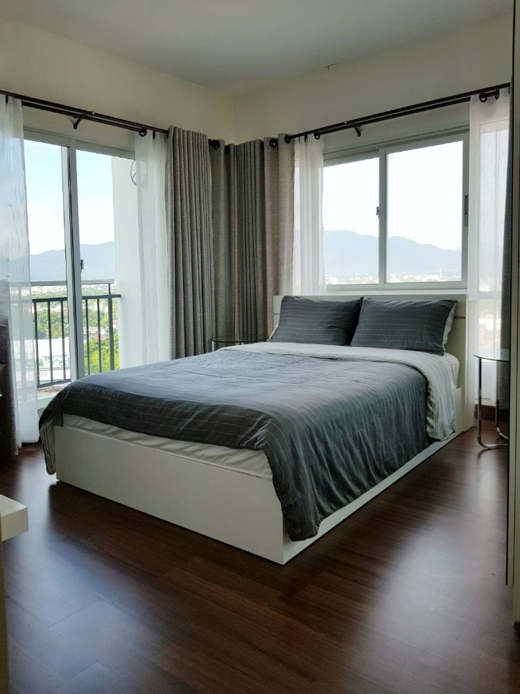 For SaleCondoChiang Mai : (Owner) Urgent sale!!! Supalai Monte 2 Chiang Mai project *** 2 bedrooms, corner room, Doi Suthep view *** 100 meters to Central Festival Chiang Mai