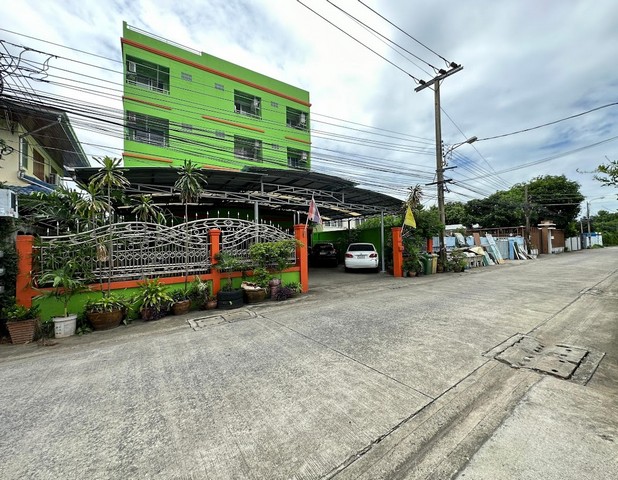 For SaleBusinesses for saleChokchai 4, Ladprao 71, Ladprao 48, : Apartment for sale, Ladprao, 4 floors, area 113 sq.w., Wang Thong Lang, near the Yellow Line train.