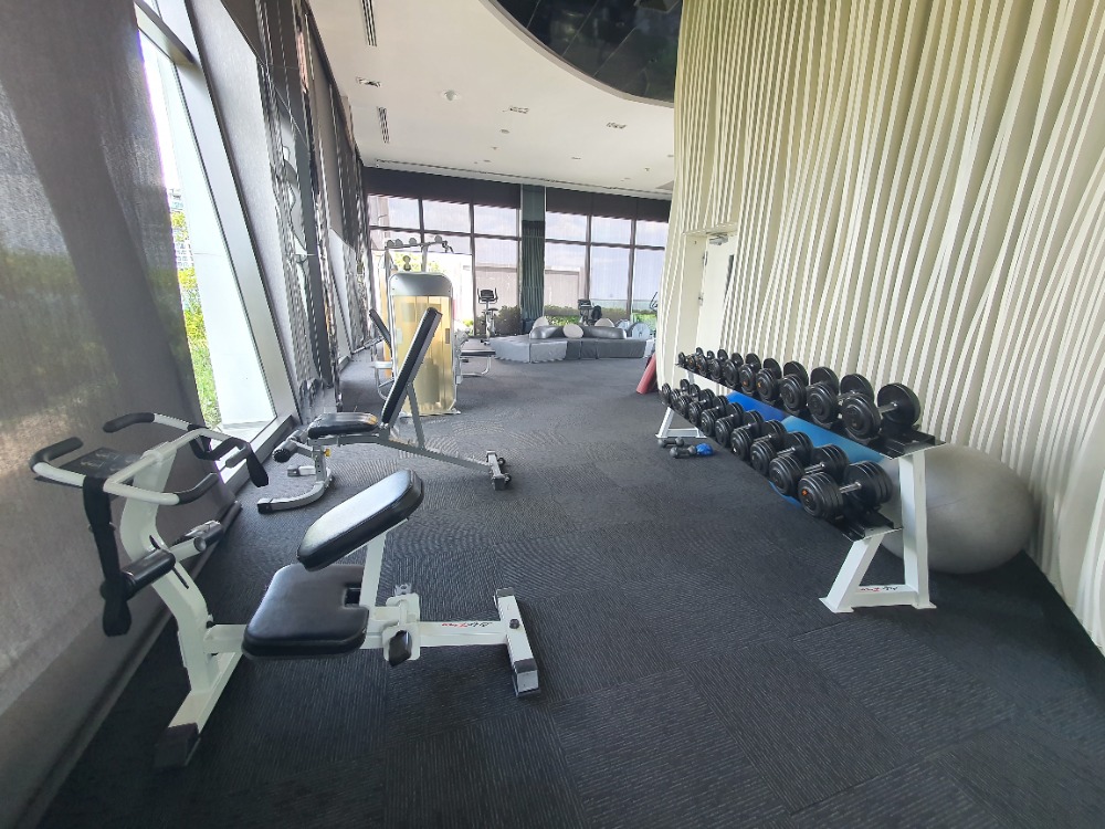ขายคอนโดอ่อนนุช อุดมสุข : RHYTHM Sukhumvit 44/1 / คอนโดติด BTS พระโขนง ในราคาต่ำกว่า 4.5 MB / 1bed 1bath 32sqm โทร 0617546461