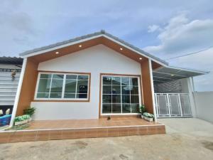 For SaleTownhouseNonthaburi, Bang Yai, Bangbuathong : Pruksa Village, 3 floors, behind the corner, next to the view of the rice fields, Soi Wat Lat Pla Cat, Bang Bua Thong, Nonthaburi