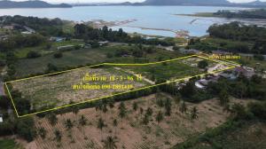 For SaleLandPattaya, Bangsaen, Chonburi : Land for sale 16-3-96 rai, reclamation, near Bang Phra Reservoir, Sriracha, Chonburi.
