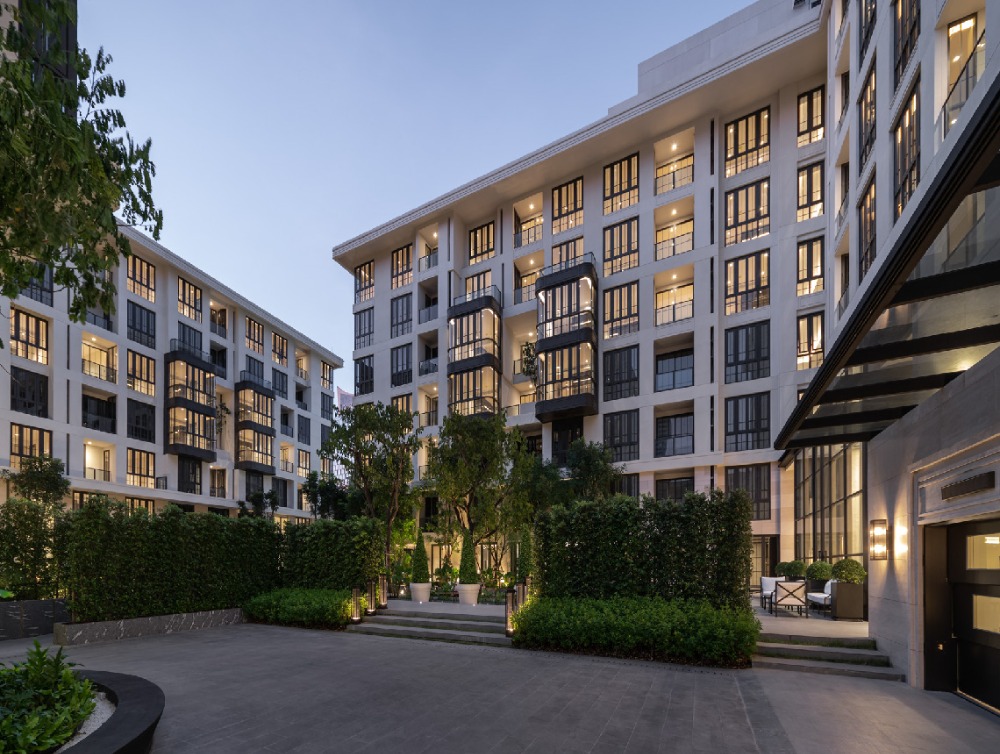 ขายคอนโดสุขุมวิท อโศก ทองหล่อ : The Reserve Sukhumvit 61 / Hot Deal ขายขาดทุน / 1bed 1bath 48.34sqm โทร 0617546461