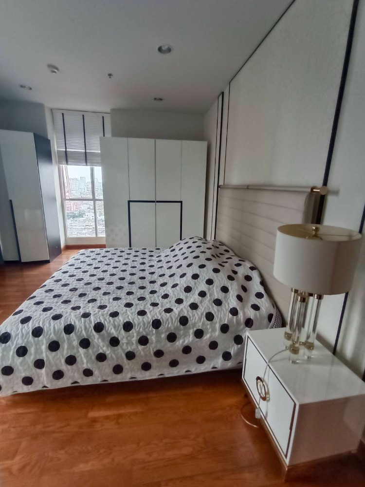 For RentCondoWitthayu, Chidlom, Langsuan, Ploenchit : For Rent THE ADDRESS CHIDLOM 19th Floor Size 80 sq.m. 2 Bedroom 2 Bathroom #2527#