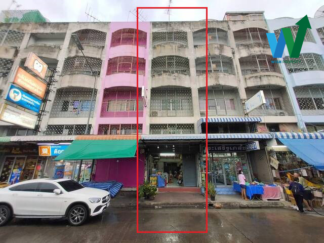 For SaleShophouseBangna, Bearing, Lasalle : Commercial building for sale, Bangna, 4.5 floors, with a rooftop, suitable for trading in front of shops, offices, offices, convenient transportation near Suvarnabhumi Airport