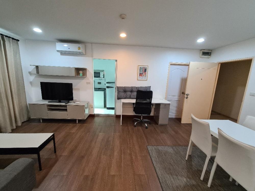 For RentCondoKaset Nawamin,Ladplakao : Condo for rent, Premio Prime Kaset-Nawamin, 63 sq m. Price 18, 000 air conditioners, 4 separate bedrooms The living room and the kitchen are separated.