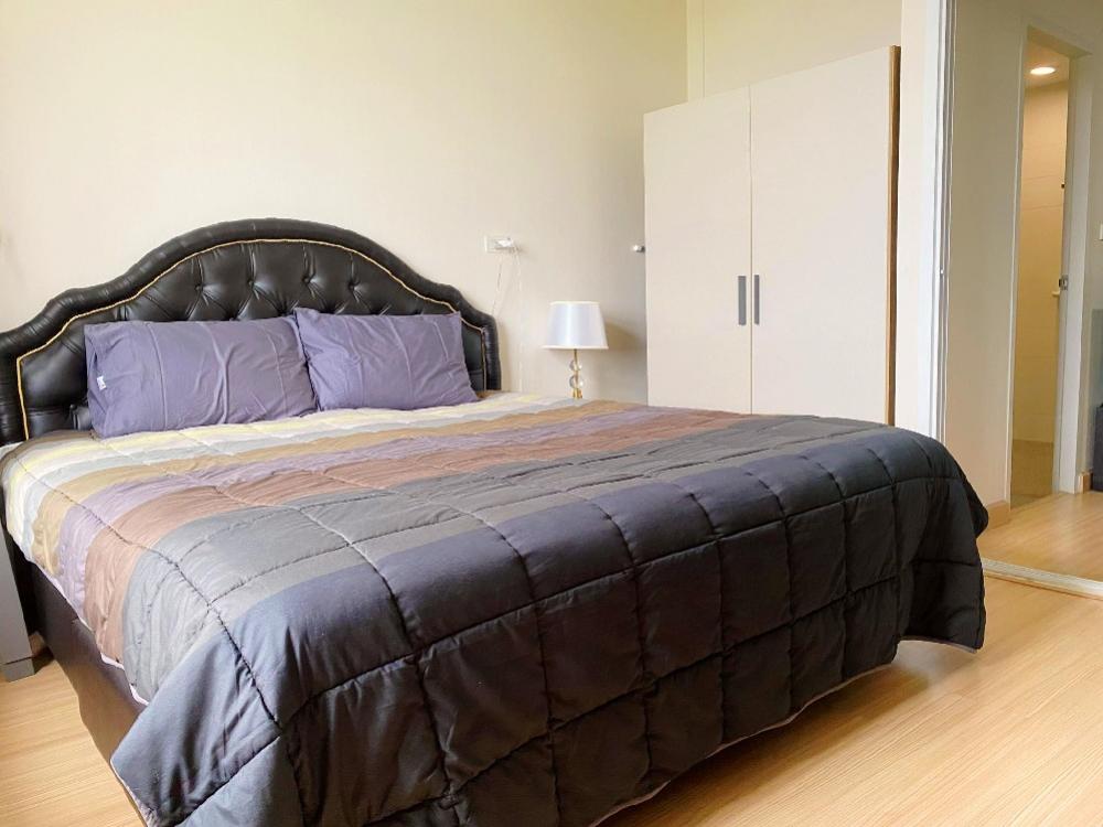 For SaleCondoKhon Kaen : Quick sale, Chic Condo, Kasikorn Thung Sang Road, Government Center, Khon Kaen, price 1,790,000 baht / transfer fee 50/50 ** Happy to take care of applying for a loan / Ready to find a tenant for 7,000 baht / month ** Size 30 sq m. Studio 1 1 bedroom, 1 b
