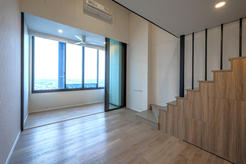 For SaleCondoOnnut, Udomsuk : ( NEW UNIT!! ) 1 Bedroom Plus+ 50 sqm. Siamese Sukhumvit 87 Condo next to Sukhumvit Road, near BTS On Nut.