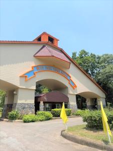 For SaleHousePak Chong KhaoYai : House for sale in Khao Yai with land 514 sq wa in the Wood Park Home Resort project, 10 min from Mittraphap Road.