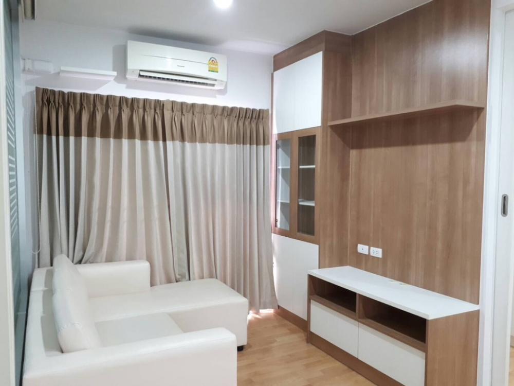 For RentCondoChaengwatana, Muangthong : Room for rent, 2 bedrooms, area 45 sq m, Parkland Condo, Khae Rai Intersection, 11th floor, ready to move in, only 11,000 baht.