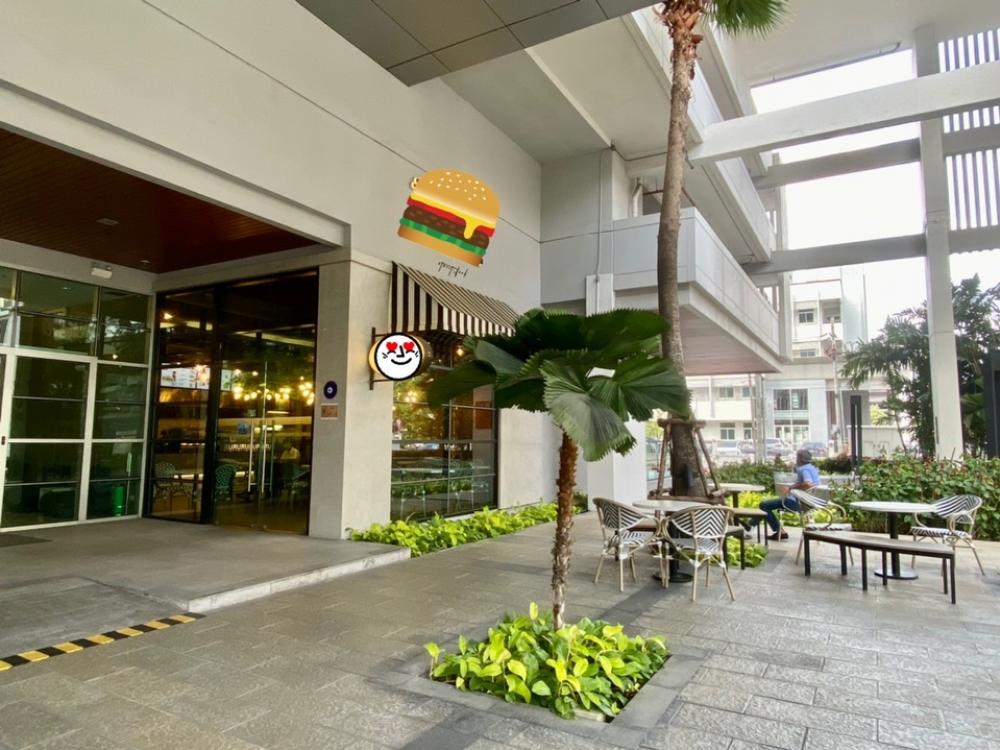 For LeaseholdRetailSiam Paragon ,Chulalongkorn,Samyan : Sale of a cafe Modern style, warm and comfortable, located under the CU I House Chula condo building, selling for only 2.49 million baht. Including all equipment in the shop