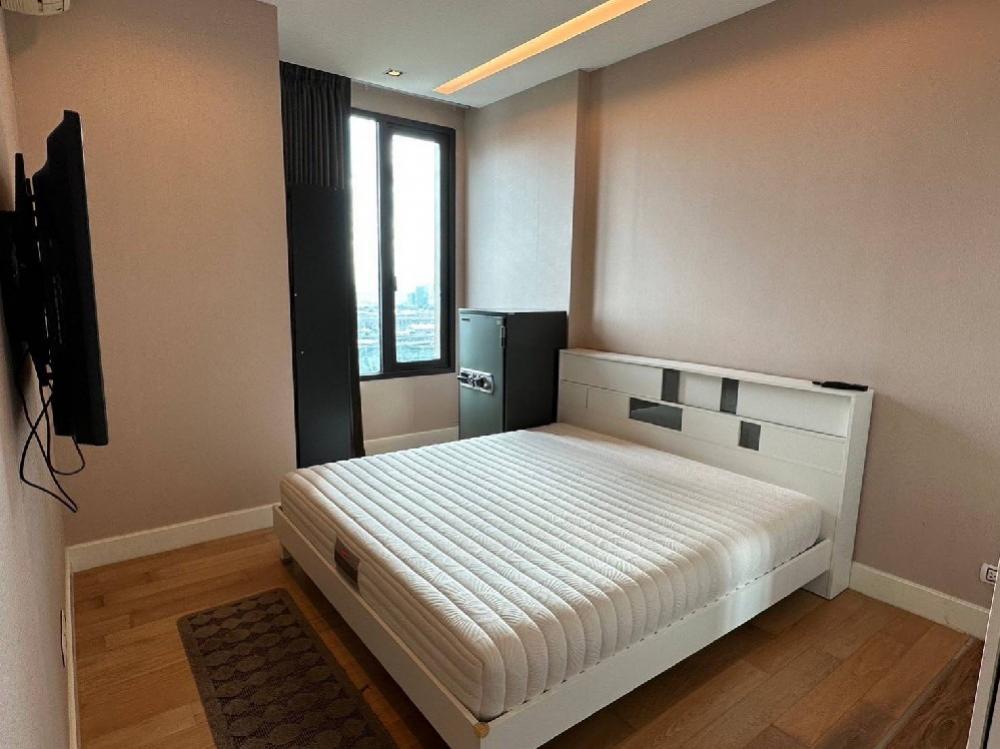For SaleCondoLadprao, Central Ladprao : 🔥Condo for sale EQUINOX near BTS Mo Chit and MRT Phahonyothin 🚈 Chatuchak Park view, beautiful room with complete furniture, ready to move in, price 11.5 million baht 🔥