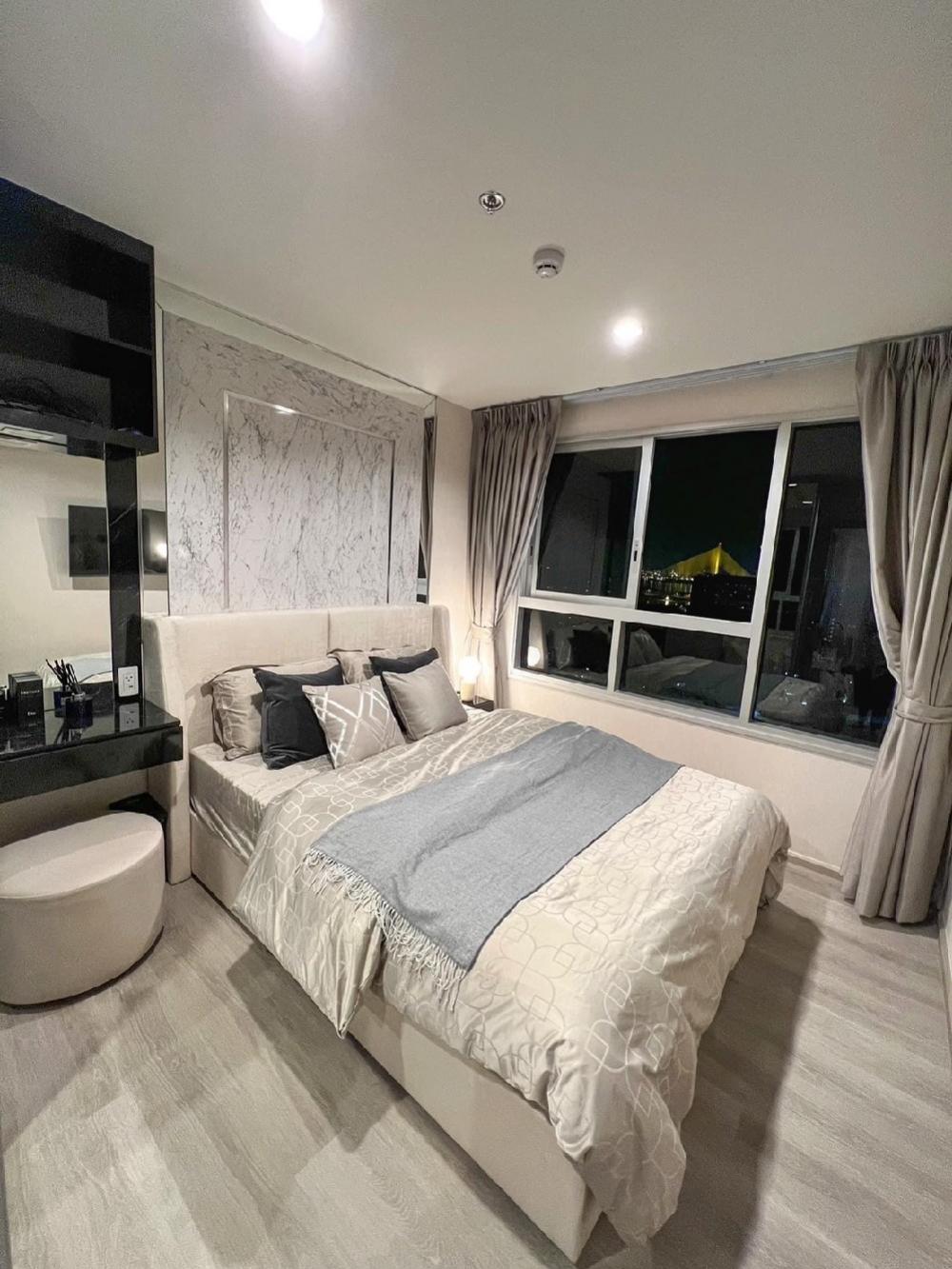 For SaleCondoPinklao, Charansanitwong : 🏙️ Selling a suite, beautifully decorated, built-in in the whole room Fully furnished, electrical equipment, river view, Rama 8 Bridge