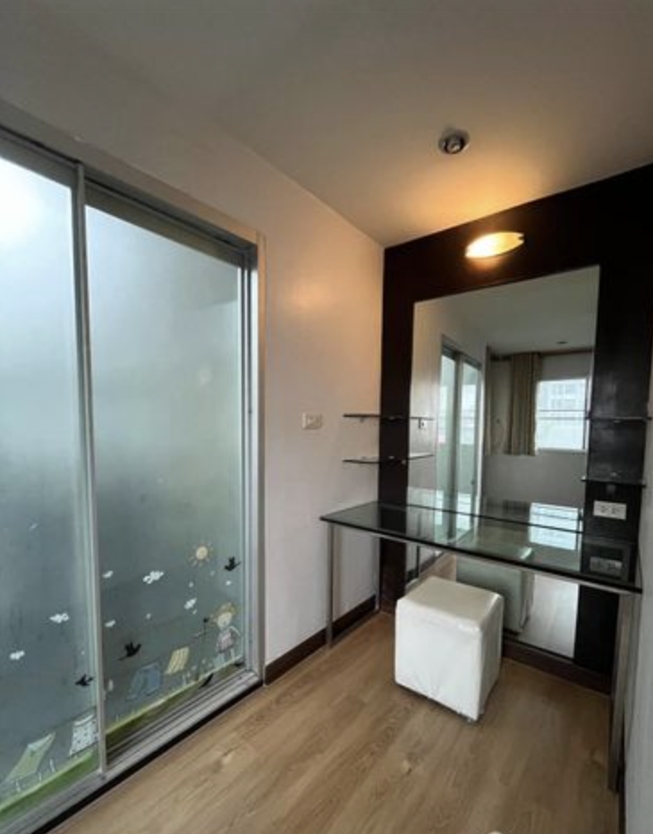 For RentCondoRama9, Petchburi, RCA : Please add Llne ld agentbank1 O84-15O-5483 Petch 9 Tower 80 sq.m. Rent & Sell