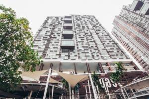 For RentCondoBangna, Bearing, Lasalle : 📌 Rent The Coast Condo, size 2 bedrooms, 2 bathrooms, beautifully decorated with furniture, 150 m. from BTS Bangna.