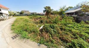 For SaleLandKhon Kaen : Land for sale, reclamation in the heart of Khon Kaen, Soi Weerawan 2, neighbors, complete with water supply and electricity.