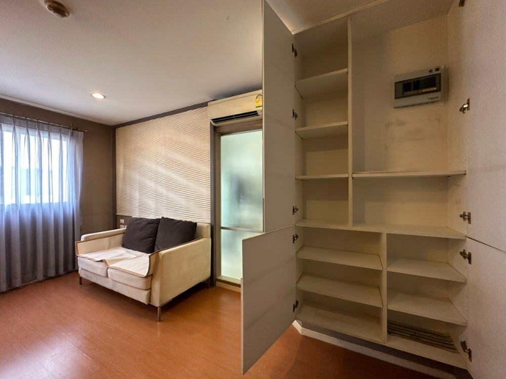 For RentCondoSeri Thai, Ramkhamhaeng Nida : Corner room, 2 bedrooms, 43 sq m., rent 15,000 Lumpini Nida Serithai, near Nida The Mall