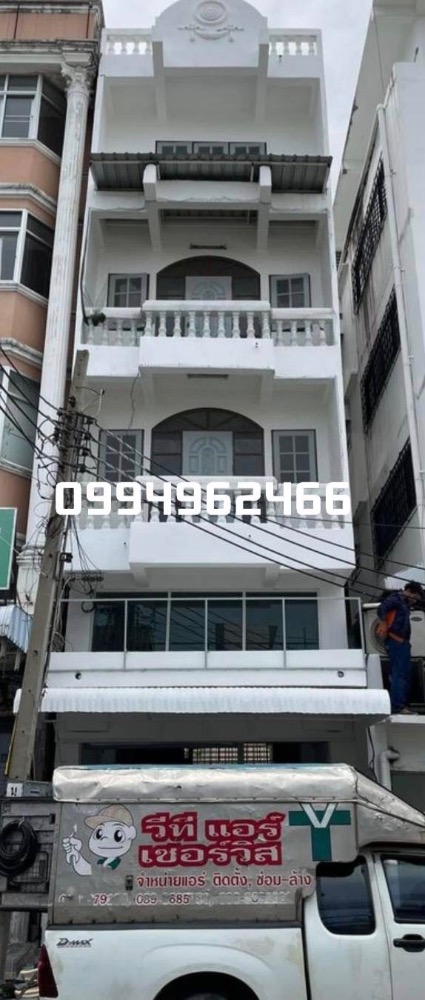 For RentShophouseBang Sue, Wong Sawang, Tao Pun : Commercial building for rent, 4.5 floors + new Renovate roof deck, Prachaniwet area Near The Mall, Benchamarachanusorn School Suitable for making a shop / trade