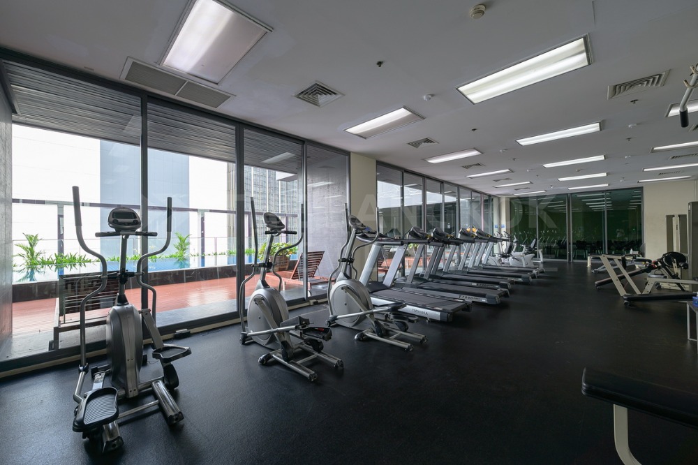 For SaleCondoSukhumvit, Asoke, Thonglor : Noble Remix / Urgent sale, condo next to BTS Thonglor, open view / Studio 1bath 44.65sqm, call 0617546461.