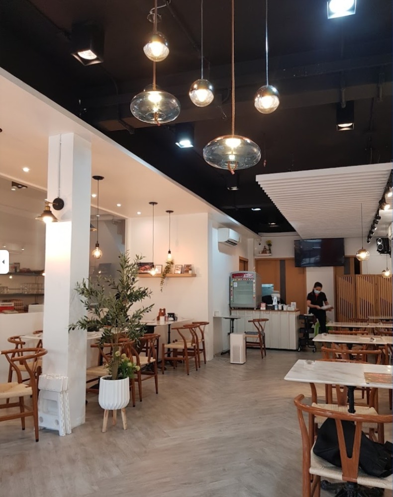 For SaleShophouseBang Sue, Wong Sawang, Tao Pun : Commercial building for sale, 2 booths, next to the main road, Pracharat Sai 2, 250 m. from MRT Tao Poon, very wide, able to trade