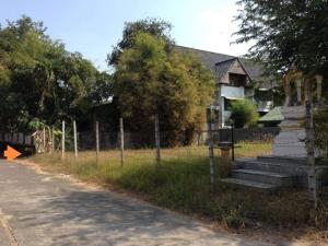 For SaleLandPinklao, Charansanitwong : Saranthip village land, 200 wa, beautiful corner plot, width 21 meters, length 36 meters 🔥 price 8,000,000 baht