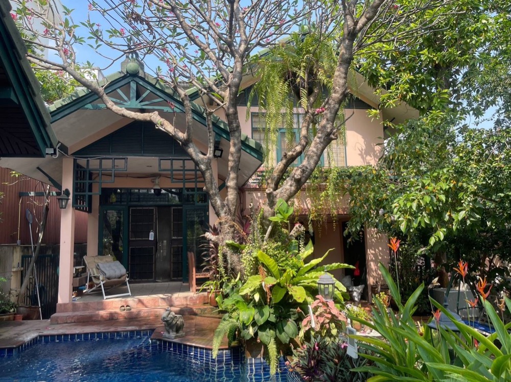 For SaleHouseLadprao, Central Ladprao : 2-storey detached house for sale in Ladprao area, garden house with swimming pool