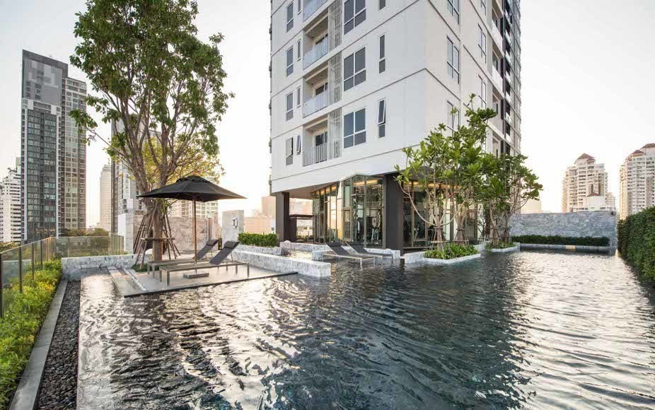 ขายคอนโดสุขุมวิท อโศก ทองหล่อ : HQ Thonglor by Sansiri / ห้องขนาดใหญ่ทำเลทองหล่อ ราคาพิเศษ / 2bed 2bath 100sqm โทร 0617546461