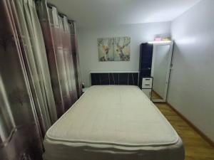 For RentCondoOnnut, Udomsuk : For rent urgently !! Condo The link Sukhumvit 64, near bts Punnawithi, 400 m., size 35 sq m, 6th floor, can walk up to bts and the project has a bts shuttle service, normal rental price 12,000, ready to book today, reduced Go for 11,000 baht/month