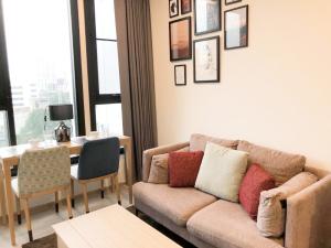 For RentCondoSukhumvit, Asoke, Thonglor : Condo for rent, XT Ekkamai, Sukhumvit 63, 1 bedroom, 30 sqm., new, fully furnished.