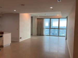 For SaleCondoWongwianyai, Charoennakor : Urgent sell!! The River Condo, large room, good feng shui, room size 120.57 sq m, river view, high floor, click for details inside