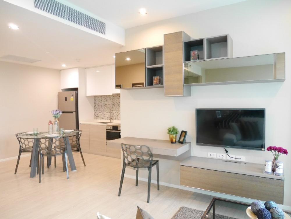 For RentCondoSukhumvit, Asoke, Thonglor : Available now+++ 1 bedroom 50 sq m. Condo The Room Sukhumvit 21 (Asoke)