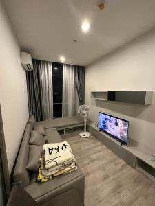 For RentCondoBang Sue, Wong Sawang, Tao Pun : 📣 Rent with us and get 500! For rent, Niche Pride Taopoon - Interchange, nice room, good price, very nice, message me quickly!! MEBK10687