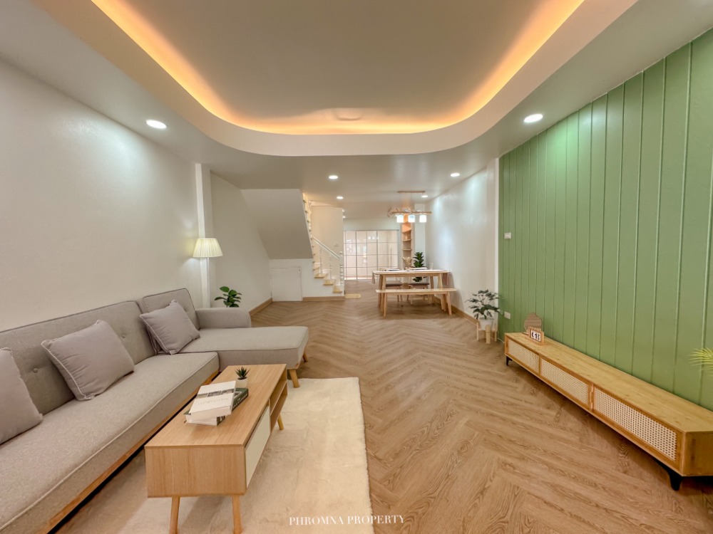 For SaleTownhouseBang kae, Phetkasem : For Sale!!️ 2-storey townhouse, Petch Thawi Suk Village, Soi Petchkasem 106, area size 20 sq m.