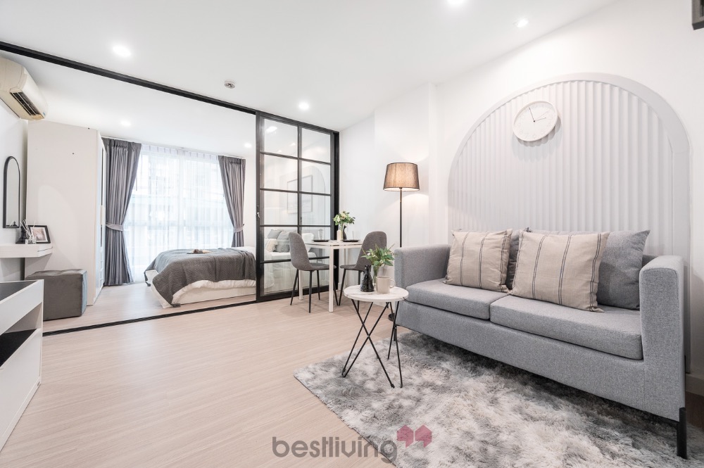 For SaleCondoLadprao101, Happy Land, The Mall Bang Kapi : 𝑻𝑯𝑬 𝑵𝑰𝑪𝑯𝑬 𝑰𝑫 Lat Phrao 𝟏𝟑𝟎 Big room 31 sq m., fully furnished, just a little over a million.