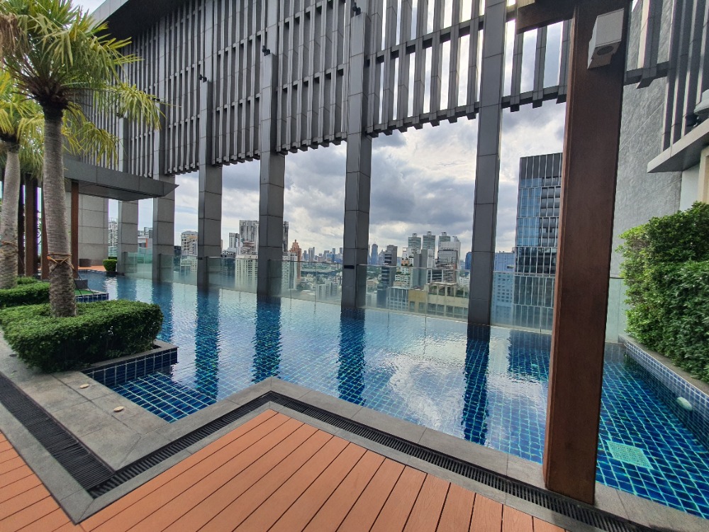 For SaleCondoSukhumvit, Asoke, Thonglor : The Address Sukhumvit 28 / 1bed 1bath 45sqm Tel 0617546461