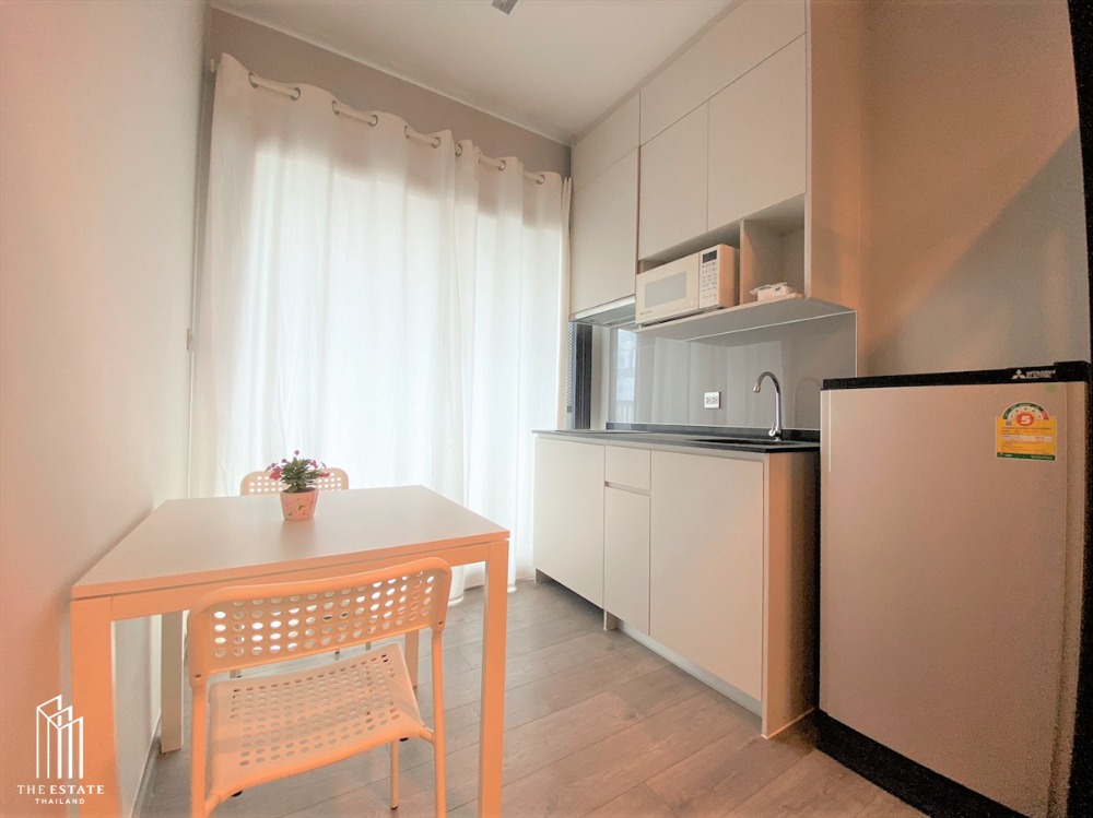 For RentCondoLadprao, Central Ladprao : VERY NEW!!! Condo for RENT *Whizdom Avenue Ratchada-Ladprao ** High floor, convenient transportation, near MRT Lat Phrao @19,000 Baht
