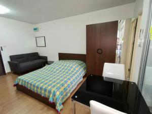 For RentCondoSriracha Laem Chabang Ban Bueng : Condo for rent Supalai Vista Sriracha Laemchabang Port Intersection, 22nd floor, pool view