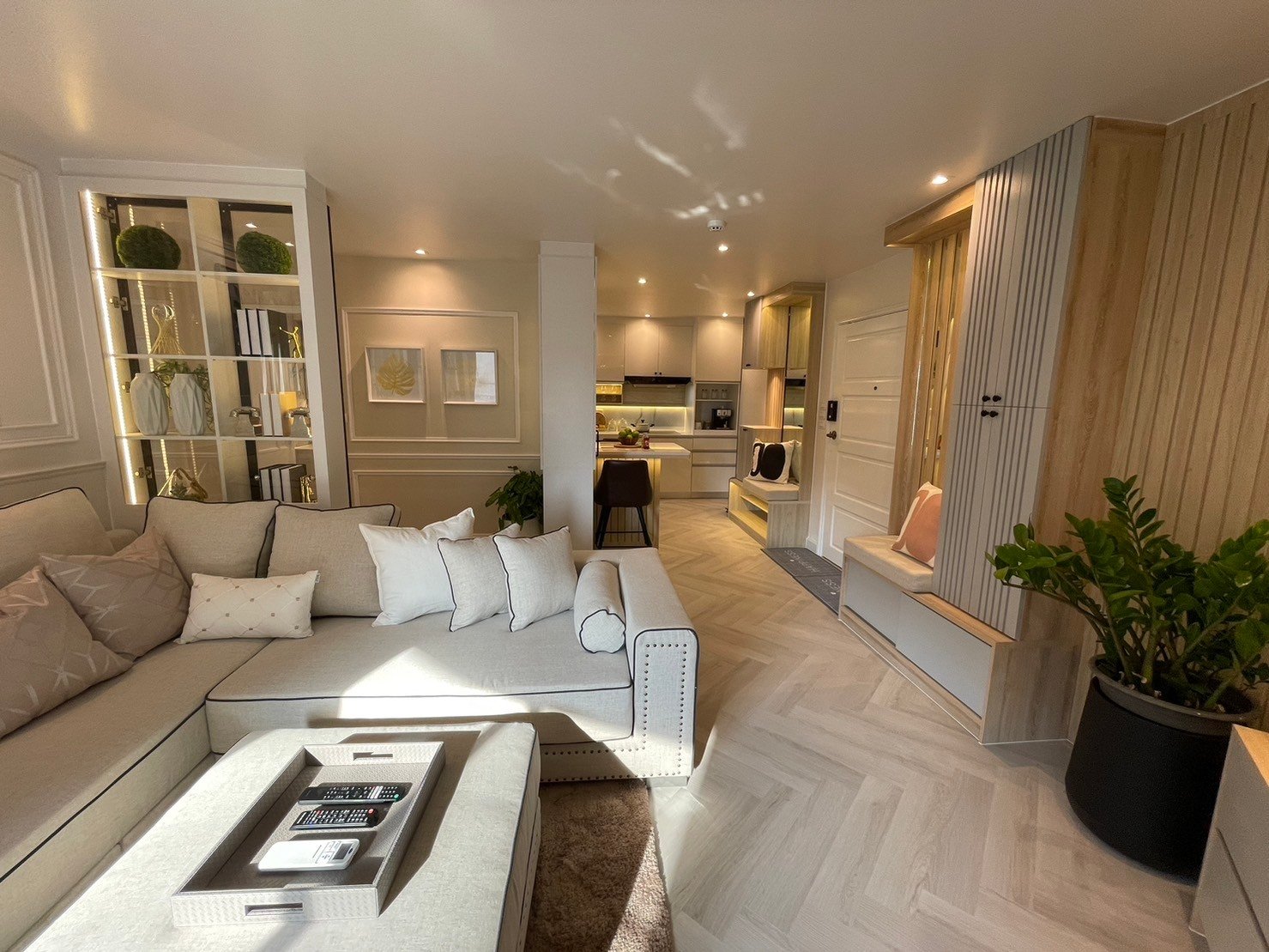 For SaleCondoRama3 (Riverside),Satupadit : LTH8620 ‚ Fortune Condo Town FOR SALE 2 beds 2 baths Size 86.7 Sq.M.Near BTS Chong Nonsi stations¬†ONLY 6.4 MB