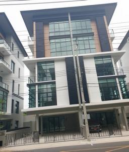 For RentHome OfficeYothinpattana,CDC : BS1199 Home office for rent, 5 floors, with elevator, Premium Place Project, Sukonthasawat Road. Convenient transportation near Ramindra Expressway