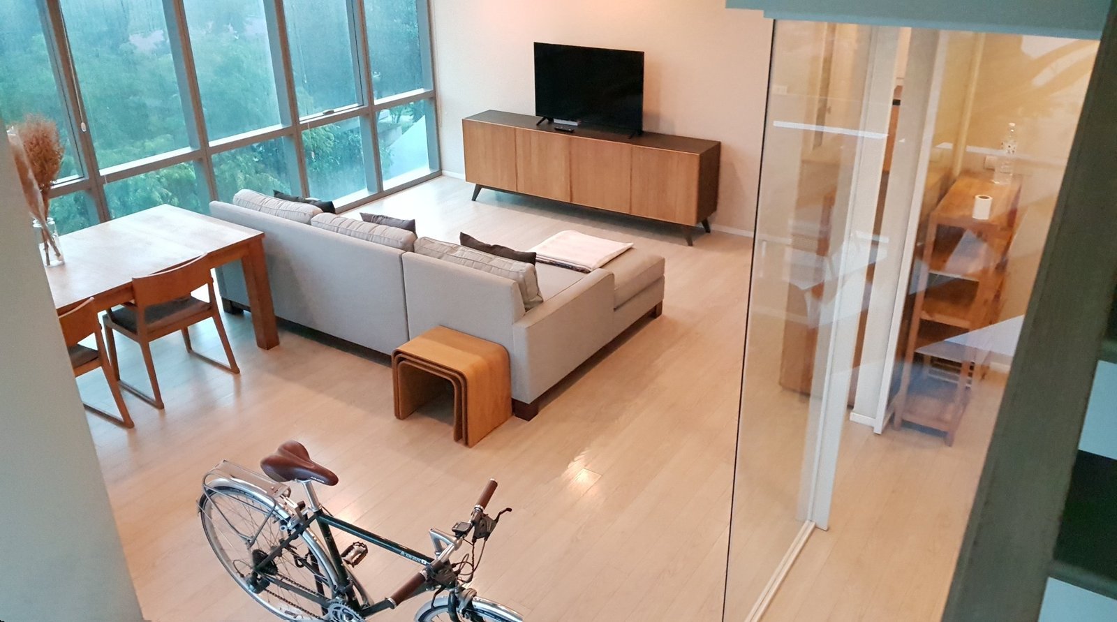ขายคอนโดสุขุมวิท อโศก ทองหล่อ : LTH8839 ‚ The Room Sukhumvit 21 FOR SALE 2 beds 3 baths Size 125 Sq.M. Near MRT Sukhumvit¬†station ONLY 26.1 MB