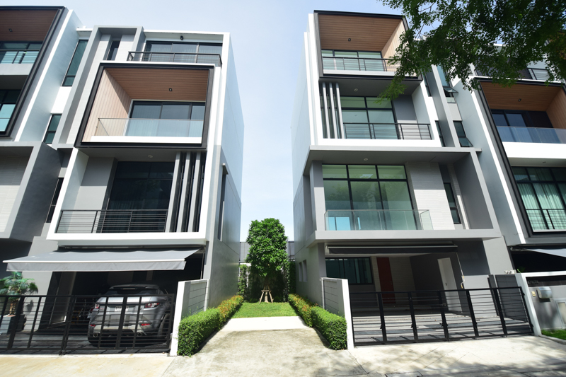 For SaleTownhousePattanakan, Srinakarin : Nirvana Define Rama 9 Nirvana Define Rama 9 project near Ramkhamhaeng Orange Train