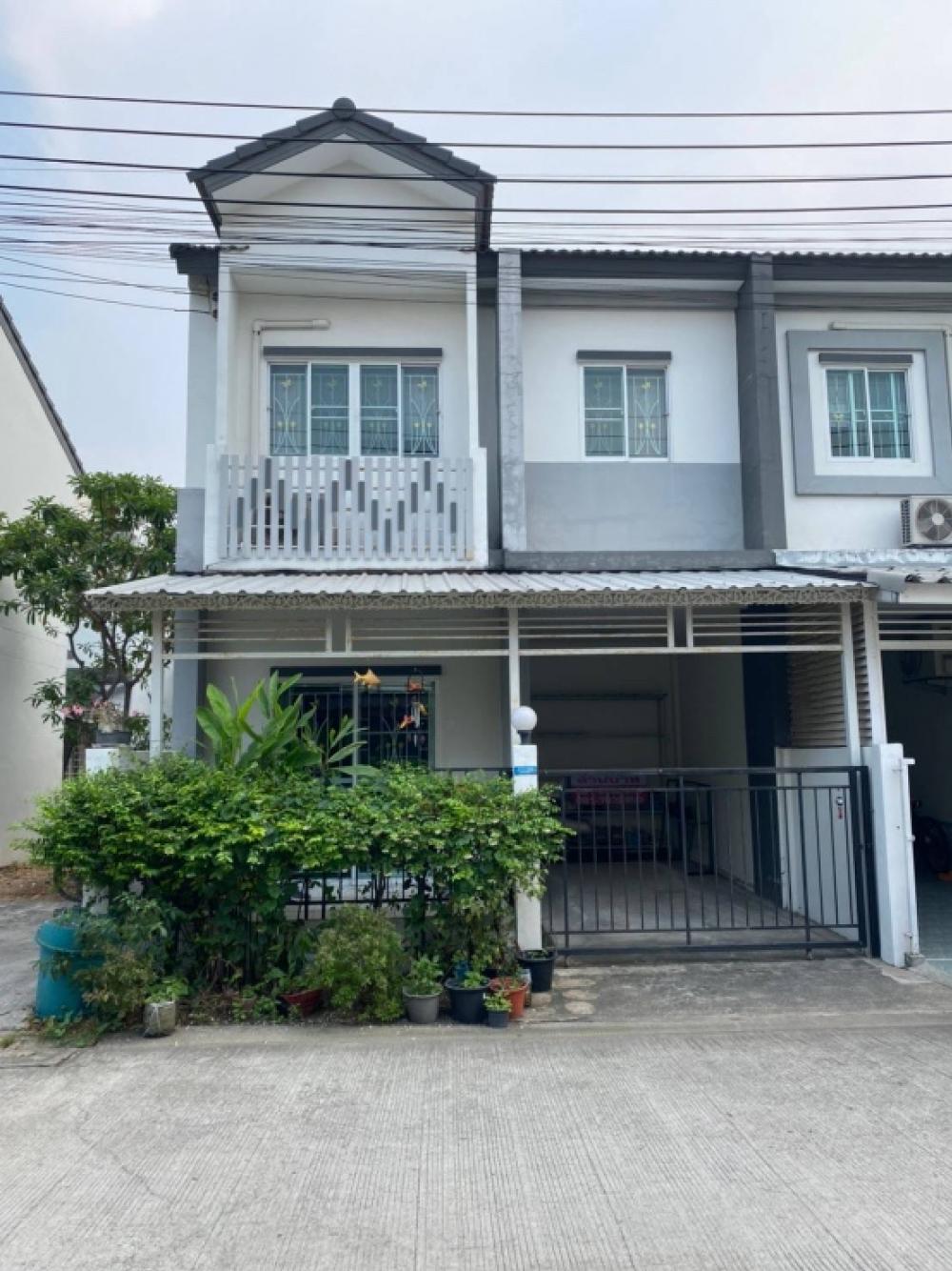 For SaleTownhouseVipawadee, Don Mueang, Lak Si : For sale ❗️ House size 17.1 sq m near Don Mueang Airport and Harold International School, price 2.6 million baht
