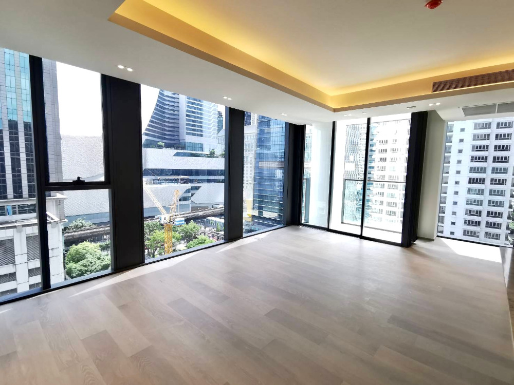 ขายคอนโดวิทยุ ชิดลม หลังสวน : Tonson One Residence: 3bed 4bath 174.5sqm 61,000,000 Am: 0656199198