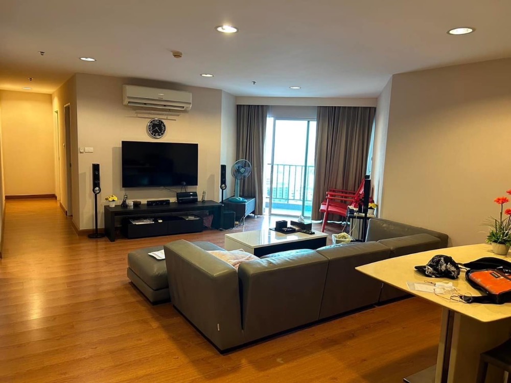 For SaleCondoRama9, Petchburi, RCA : 🔥Nicely Layout 3 Beds at Belle Grand Rama 9 near Central Rama 9 complete with furniture and electrical appliances.