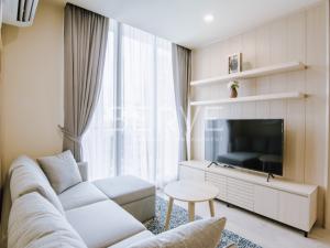 For SaleCondoSukhumvit, Asoke, Thonglor : Nice & Homey Style Corner unit 2 Beds in Asoke Area Close to BTS Asok & MRT Sukhumvit 550 m. at Noble Recole Sukhumvit 19 Condo / For Sale