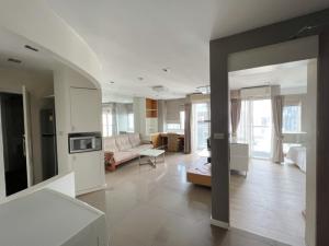 For SaleCondoSilom, Saladaeng, Bangrak : SELL! Silom Suite 1 bedroom 5.4 mb.!! Super prime location 🚝 BTS Saint Louis 90 m.
